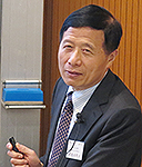 Prof. Liu Depei of the Division of Health Engineering